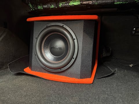 Видео: Обзор и прослушка активного сабвуфера DL Audio Barracuda 12A V.2