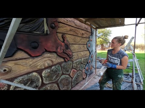 Видео: покраска  фасада  дома  рыбака  ,под  старое  дерево  и  ковка  из  цемента.фильм 29
