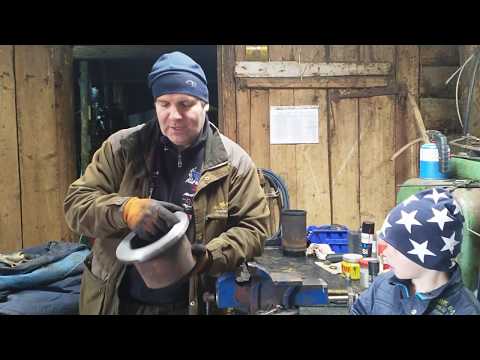 Видео: Снимаем гильзы  Д-245 при помощи самодельного съёмника.