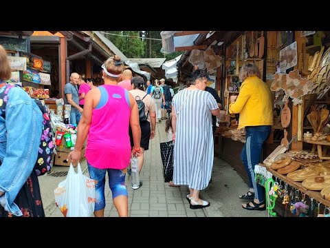 Видео: Східниця 2025 || Переповнений базар і довжелезна черга до лісового джерала N3