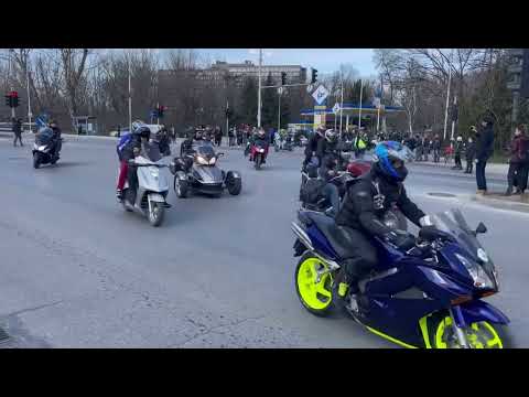 Видео: Рокерите в Пловдив откриха сезона