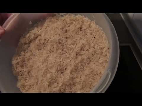 Видео: 173. Жизнь в Германии. Готовим дома. Рецепт. Плов из куриной ножки. Германия. Кёльн 18.04.2020