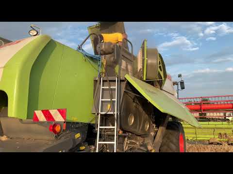Видео: Продувка радиатора комбайна Тукано 570