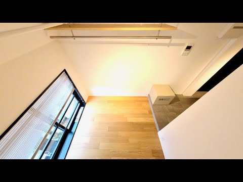 Видео: Эпизод 35 — Микроквартира в Токио🏠 — 10,23 кв. м / 110,14 кв. футов