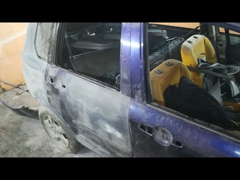 Видео: Mazda Demio DY5W полная разборка задней двери