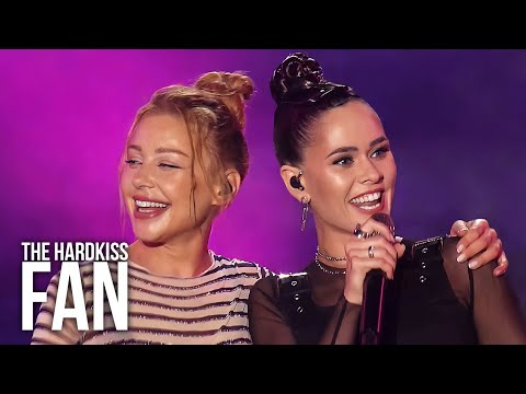 Видео: Юлія Саніна та Тіна Кароль - Вільна (Atlas Weekend 2021) | Julia Sanina