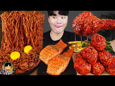 Видео: ASMR MUKBANG | Жареный цыпленок, стейк, лапша с черной фасолью, кимчи Корейская еда