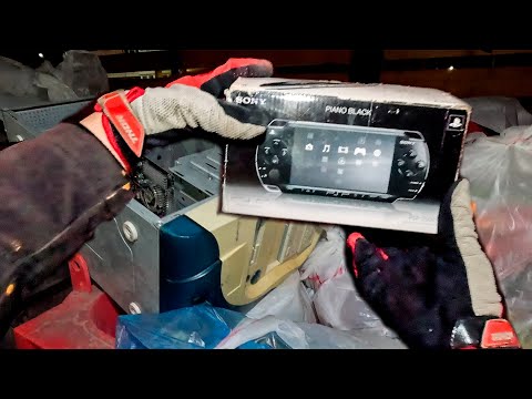 Видео: КАК Я ЗАРАБАТЫВАЮ ЛАЗАЯ ПО МУСОРКАМ | Нашёл SONY PSP 2008 | Dumpster Diving RUSSIA #107