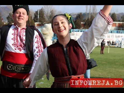 Видео: Ах, Симитлия! 10 000 участници от цялата страна разтресоха Симитли