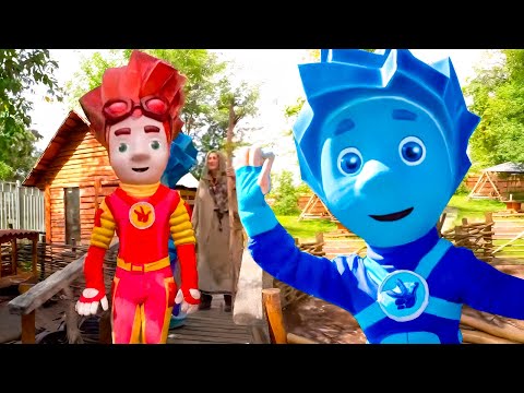 Видео: На улицу с фиксиками! Гуляем и поем!