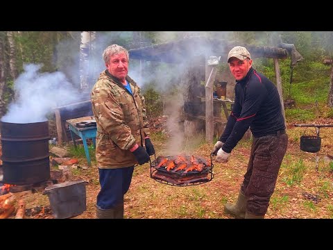 Видео: Живем Неделю в Тайге. Рыбалка. Закоптили Весь Улов в Бочке. Ближний Кордон.