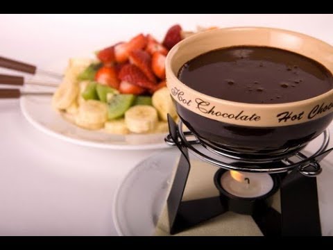 Видео: ШОКОЛАДНОЕ ФОНДЮ! И НАКОНЕЦ ТО МЫ ЕГО ПОКАЗАЛИ....