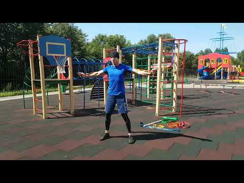 Видео: Упражнения с резиновыми петлями на все группы мышц от ULTRA-WOD.COM