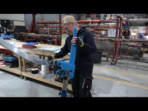 Видео: Видео 324 Реставрация Lancaster NX611 8-го года