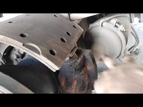 Видео: Тормозные колодки Volvo FL6, FL612, FL614, FL615. 1986-2000 г.в.