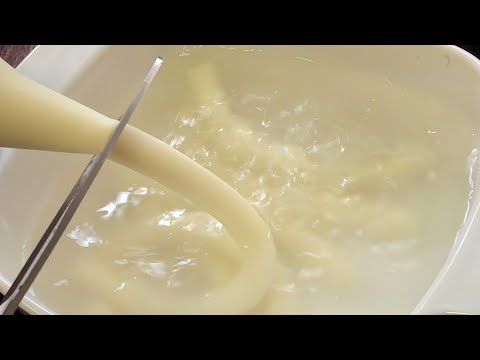 Видео: отжать пшеничную муку, насладиться незабываемой едой