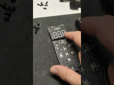 Видео: замена батареи портативного насоса Xiaomi MI PORTABLE AIR PUMP