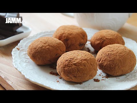 Видео: Без микроволновки!! Шоколадные МОТИ (мочи) с начинкой из "ТОПЛЁНОЙ" сметаны. Японская кухня.