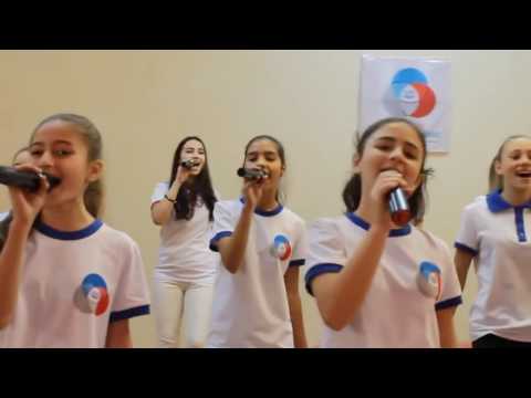 Видео: Гимн РДШ. Девочки мальчики школьные года. Исполняет вокальная студия "Семь нот".  Майкоп.