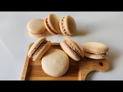 Видео: Макарон хийх хамгийн энгийн жор / The simplest Macarons Recipe / 마카롱 레시피