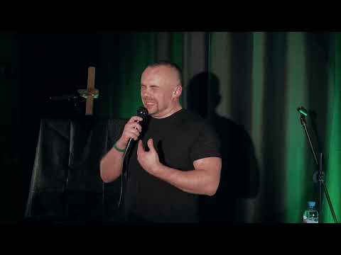 Видео: Сольный стенд-ап концерт "Помощник растёт". 29.03.25