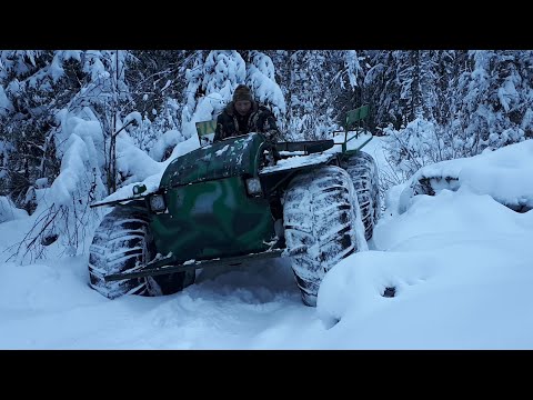 Видео: КАРАКАТ БОЛОТОХОД ЗИМОЙ ПО СНЕГУ ( ПУХЛЯКУ )