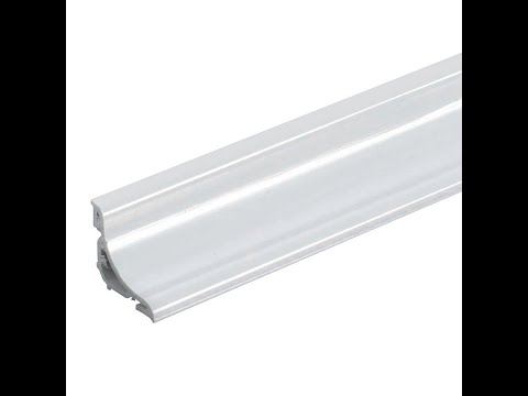 Видео: Импровизированный крепёж пластикового потолочного плинтуса к потолочному профилю.