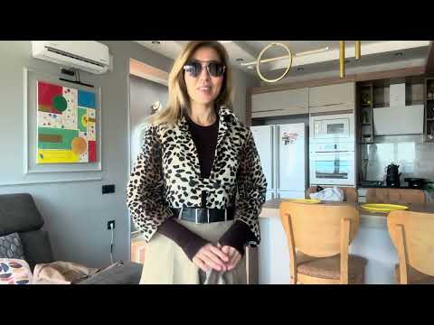 Видео: Что надеть в Стамбул? Мои стильные образы для путешествия💃 #мерсин #iştebenimstilim #mersin #турция 