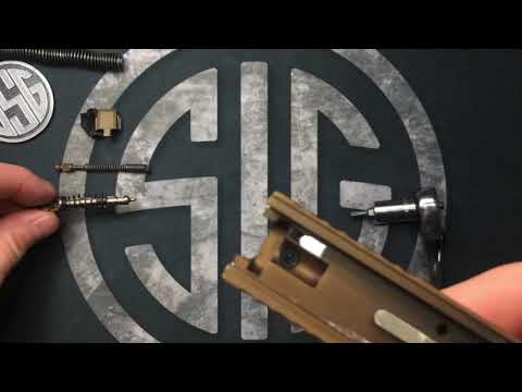 Видео: Процедура снятия прицельной планки Sig Sauer USGI M17