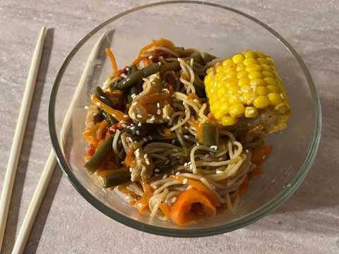 Видео: Спагеті з овочами та куриним філе/Spaghetti with vegetables and chicken fillet