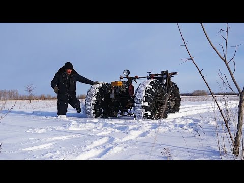 Видео: Глубокий снег не для меня: каракат не пробил дорогу на рыбалку