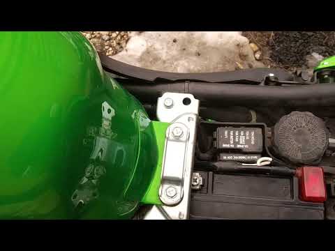 Видео: сброс ошибки obd2 Kawasaki kle650
