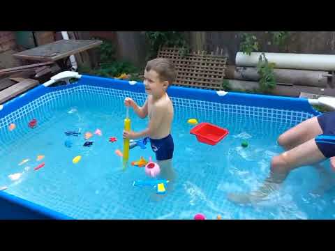 Видео: VLOG 25.06.25 Что случилось с нашим голубем Ричи? Испекла галету с яблоками