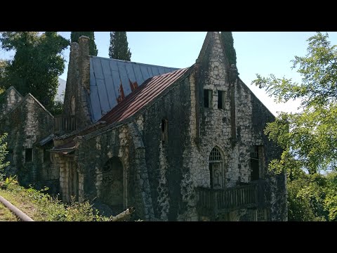 Видео: Заброшенный дворец в горах