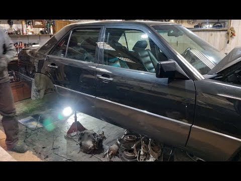 Видео: Ремонт кузова моего w124 E320 . Такого я НЕ ОЖИДАЛ !!!