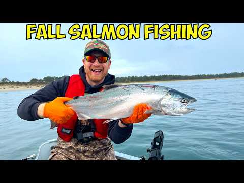 Видео: Осенняя рыбалка на кижуча с компанией T&T (шквал укусов)