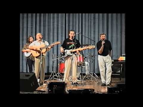 Видео: 1994 г. ПЕСНЯРЫ "А у полi вярба"