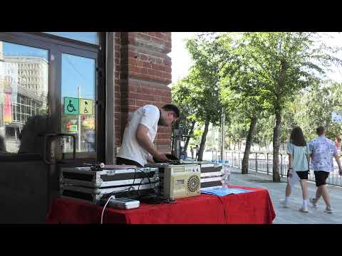 Видео: Диджей-сессия "Снова в СССР". НОМБ, 14.08.2024. Диджеи Евгений Анисимов и Дмитрий Донченко