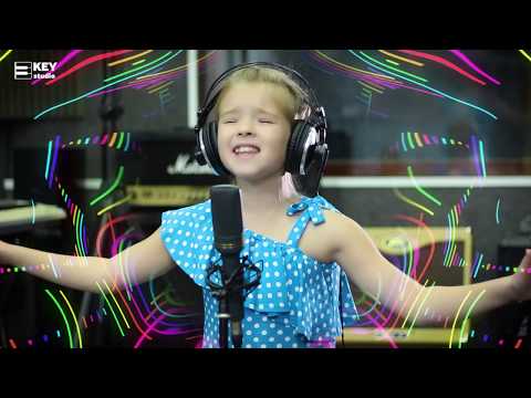 Видео: Радмила Окунева - Смелой (cover soundtrack from Aladdin 2019)