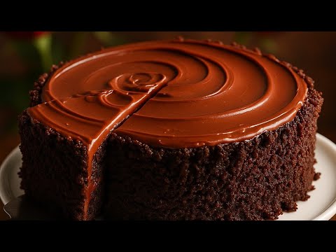 Видео: Невероятно шоколадный и невероятно простой в приготовлении торт! И самое приятное: без яиц! 😍