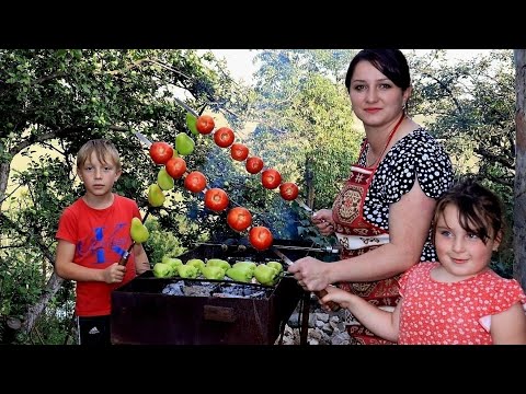 Видео: Մի Ուրիշ Համ Ու Հոտով Խորոված Բանջարեղեն Ձմեռվա Համար  Хоровац (овощи на костре) Շամշադին Шамшадин