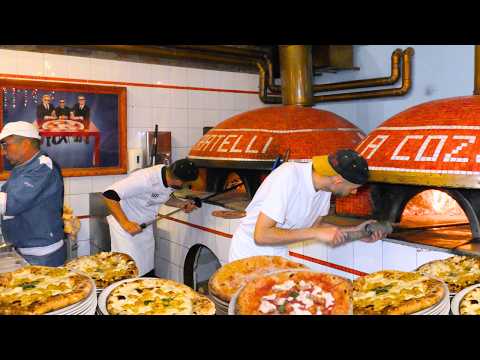 Видео: Первая пиццерия в МИРЕ сертифицированная "Pizza Napoletana STG". Fratelli La Cozza, Турин