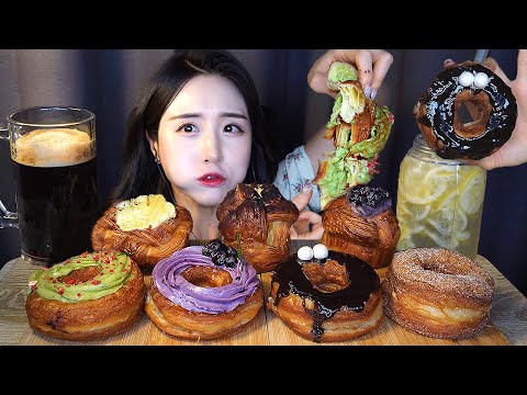 Видео: Korean ASMR Mukbang Взбитый хлеб со сливками Десерт МукбангㅣWhipped Cream Bread Dessert