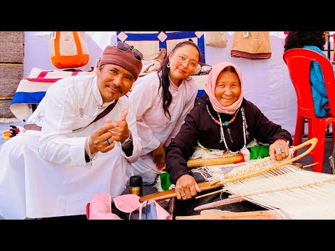 Видео: 2025- DiFF Ama Demey Dolma la Демонстрация изготовления традиционного тибетского ковра Toe Ngari ...