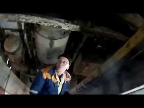 Видео: ЗиУ-5д  вид из ремонтной ямы