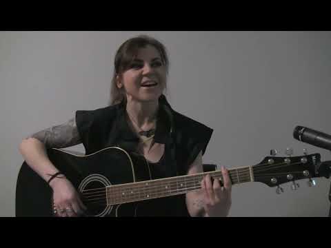 Видео: Катя Коршун - Парни с железных островов (cover День Кси)