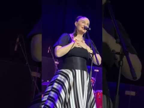 Видео: Елена Ваенга. Екатеринбург. 15 декабря 2024