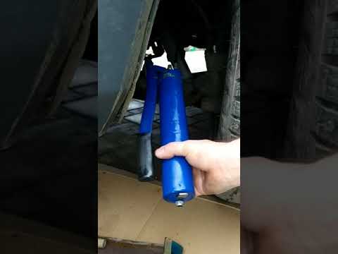 Видео: Как легко прошприцовать шкворня на Газели