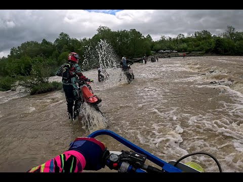 Видео: ЭндуроГонка в Абинске. Самая грязная гонка.