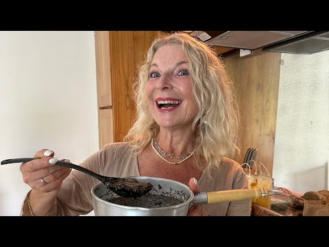 Видео: ИКРА ЧЕРНАЯ… ВЕГЕТАРИАНСКАЯ… ЛОЖКАМИ… ГОТОВИМ БЫСТРО И ВКУСНО С INGA DREAM. Ждем Ваших комментариев